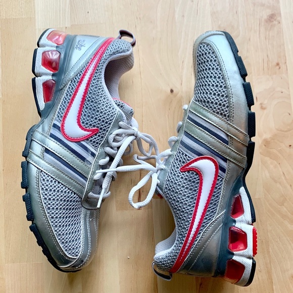 Nike Shoes - Nike Air women’s athletic silver/pink 7.5